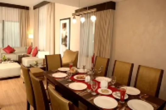 โรงแรมทิวลิป ครีค อพาร์ตเมนต์