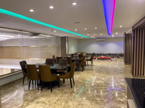 Landmark Hotel Suites