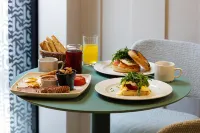M31Boutique Suites - Frühstück