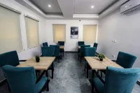 Quest Boutique Hotel - breakfast
