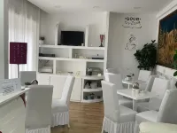 Hotel Kennedy Hotel berhampiran Kolam Renang Scandone