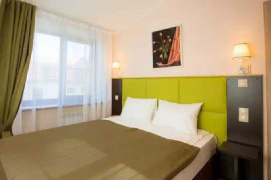 Yesenin Hotel Отели в г. 