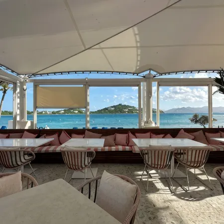 BEACHFRONT LUXURY at the Ritz! NEWLY RENOVATED - MOST DATES Available!