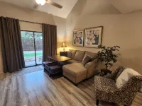 Beachside Townhouse - Fenced Yard&Grill. Walk to the Beach - 3성급