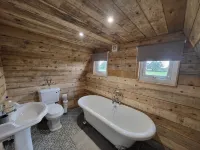 Cherry Blossom - Cosy Cabin in the Countryside with Hot Tub - Boutique