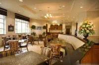 Drury Inn & Suites St. Louis/O'Fallon, IL - Breakfast