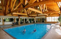 Grand Ely Lodge - Pool