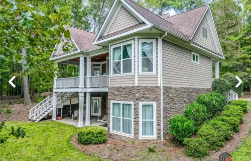 Spacious private home on Lake Oconee- located in a quiet cove. - 4つ星