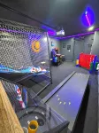 The Mini Golf Oasis king beds & Movie/Game room minutes to Fort Benning GA. - 4 stjerner