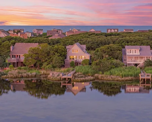 Mucky Duck + Soundfront + Duck NC + Sanderlin Community with Pool Hotels in Duck