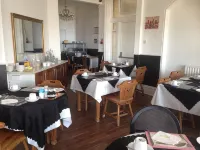 Anzy Panzy Hotel - Kitchens
