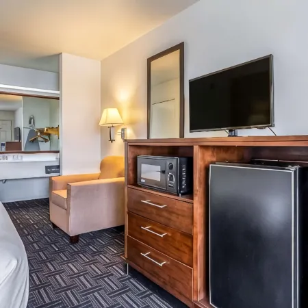 Quality Inn Fresno Near University
