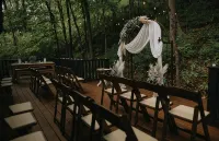 DeerRidge Lodge-Charming Retreat mins from Historic Franklin and Nashville. - balcony