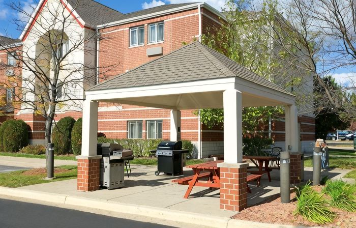 MainStay Suites Cincinnati Blue Ash