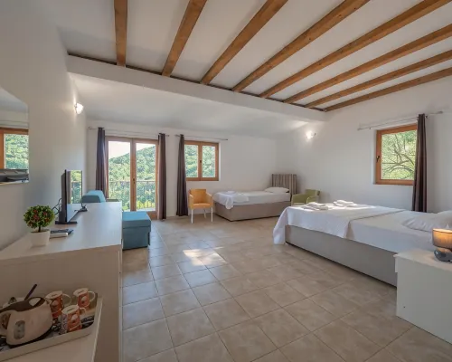 Family Retreat Bozovic Hotels in Podostrog