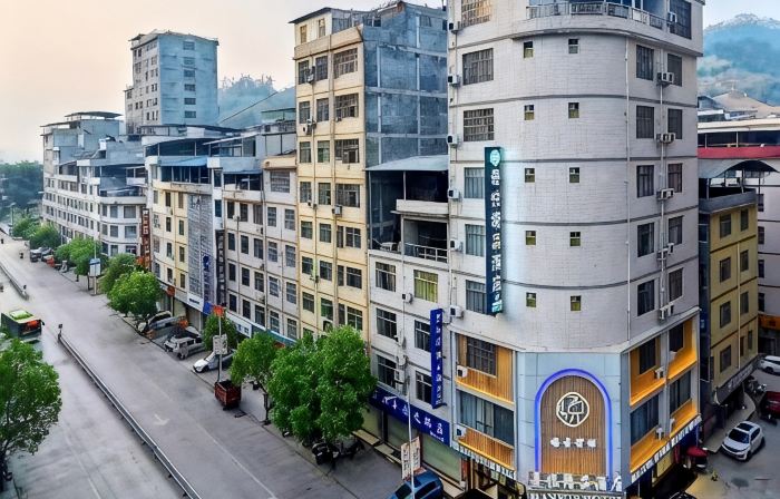 Manyue Boutique Hotel (Baise Tianlin Bus Station)