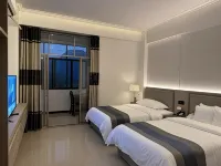 Bama Sea of Flowers Wellness Apartment (Bama Baimo Cave Scenic Area) - balcony