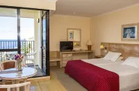Dorisol Buganvília Studio Hotel