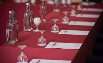 New Holmwood Hotel