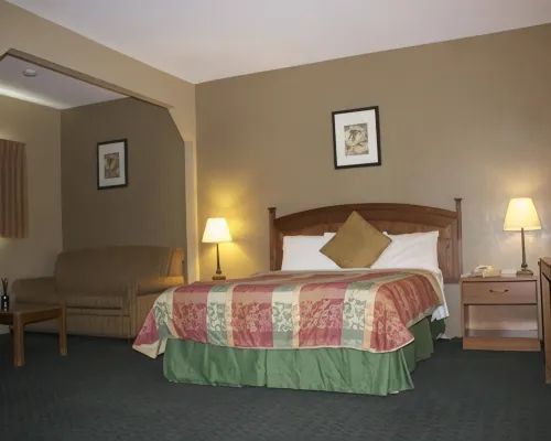 Holland Inn and Suites Hotels in Taft