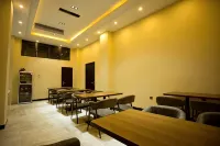 Rongfeng Fine Goods Hotel - servizio colazione
