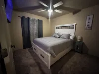 Spacious 5-bedroom house with WiFi, New Pool and Hot Tub, tons of parking