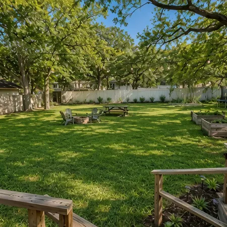 Country Comfort - Spacious Brownwood Home