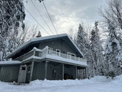 Mount Snow Vermont - Ski - Snowboard - 6 miles