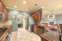 Charming 3-bedroom house in Round Rock with nice neighborhood - Bungalows
