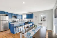 Family/Group Retreat Near USNA stadium & Downtown Annapolis; Private yard - Bungalows