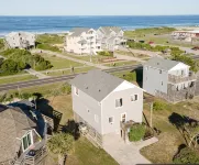Beach Haven Just Steps Away from the Ocean, Amazing Views