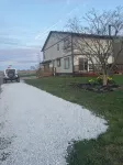 Fisherman’s haven just steps from Lake St. Clair and boat launches - Homestays