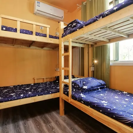 Shenyang encounters love tribes B&B