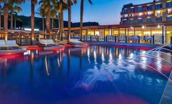 Mediterraneo Bay Hotel & Resort - Housity