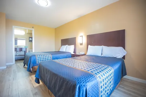 The Crossroads Hotel and Suites Irving