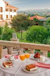 Hotel & Apartamentos Spa Villa Pasiega - Desayuno