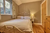 The Stables , Surrey Hills