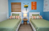 2 King 2 Twin 1 Queen + Enormous Deck 3 BD Lakeview by Waterfront Park & Events - 발코니