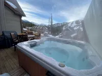 Two Primary Main Level Suites, Hot Tub and Magnificent Views