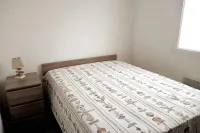 Small house 15 minutes from the beach. - บังกะโล