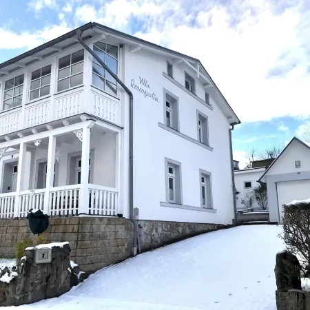 Villa Rosengarten - Holiday apartment "Terra" in the old town of Sassnitz