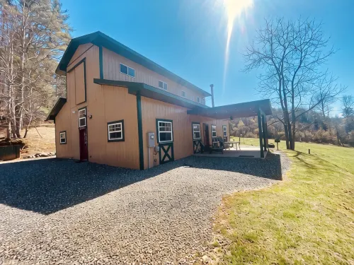 Renovated Barn Home on Private Estate • Near Skiing & Scenic Views