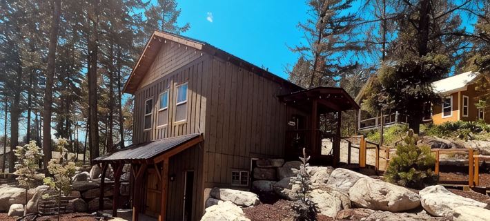 The Mill House at Elk Ridge Village Cabin 301A with Views of Flathead Lake Hotels in Lakeside