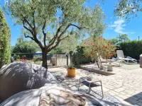 Wellness oasis on Krk - Private heated jacuzzi & lounge under olive trees Hotels in Dobrinj