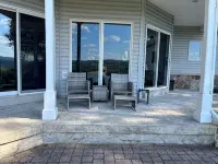 Endless Lake Views, Amazing Sunsets overlooking a state park! - 4 estrellas