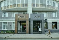 Astor Hotel