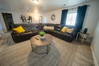 4bd room - king - lux - fast WiFi - Homestays