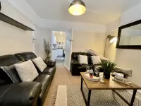 Delightful 2 bed detached home with secure parking