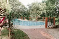 Cozy house with great amenities for the whole family to enjoy!