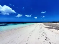 Private Waterfront  Home with 18 Sea Views - 2 Bed / 2Bath - Wi-Fi